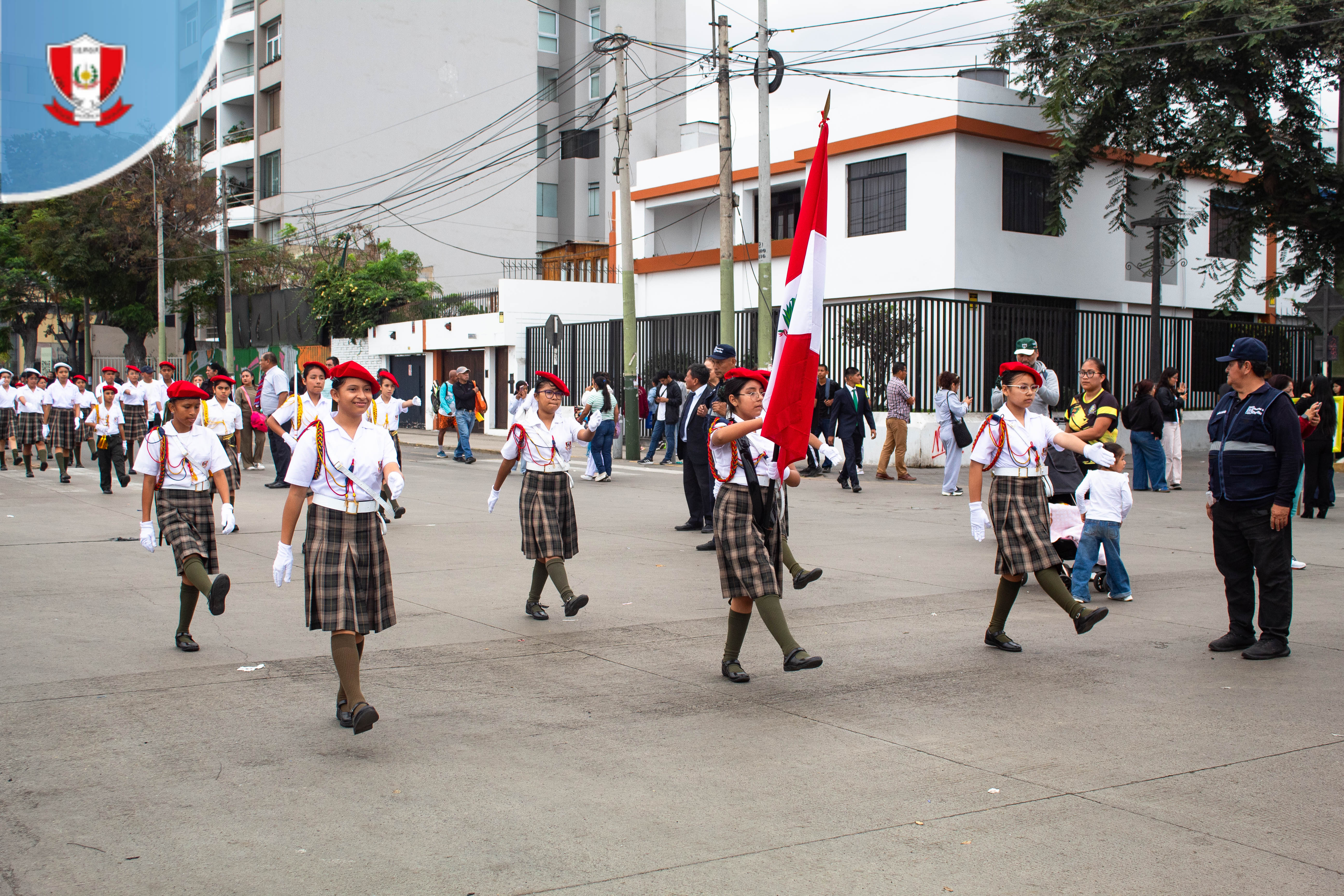 ORGULLO INCLANINO: DESTACAMOS EN EL DESFILE POR EL ANIVERSARIO DE CHORRILLOS